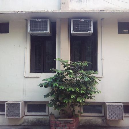 Hotel Kanishka Kanpur Ngoại thất bức ảnh